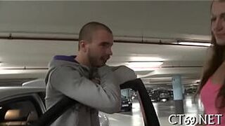 Juicy bitch jumps on hard weenie - porn video