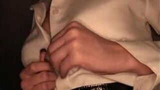 Juicy Maria Ozawa uses lights and a vibrator to fill her pussy - porn video