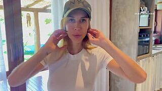 Newly divorced aunt quenches desire with a facial from her nephew - porn video